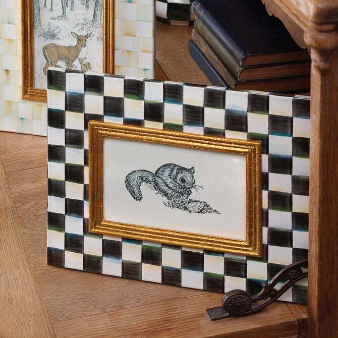 Courtly Check Frame